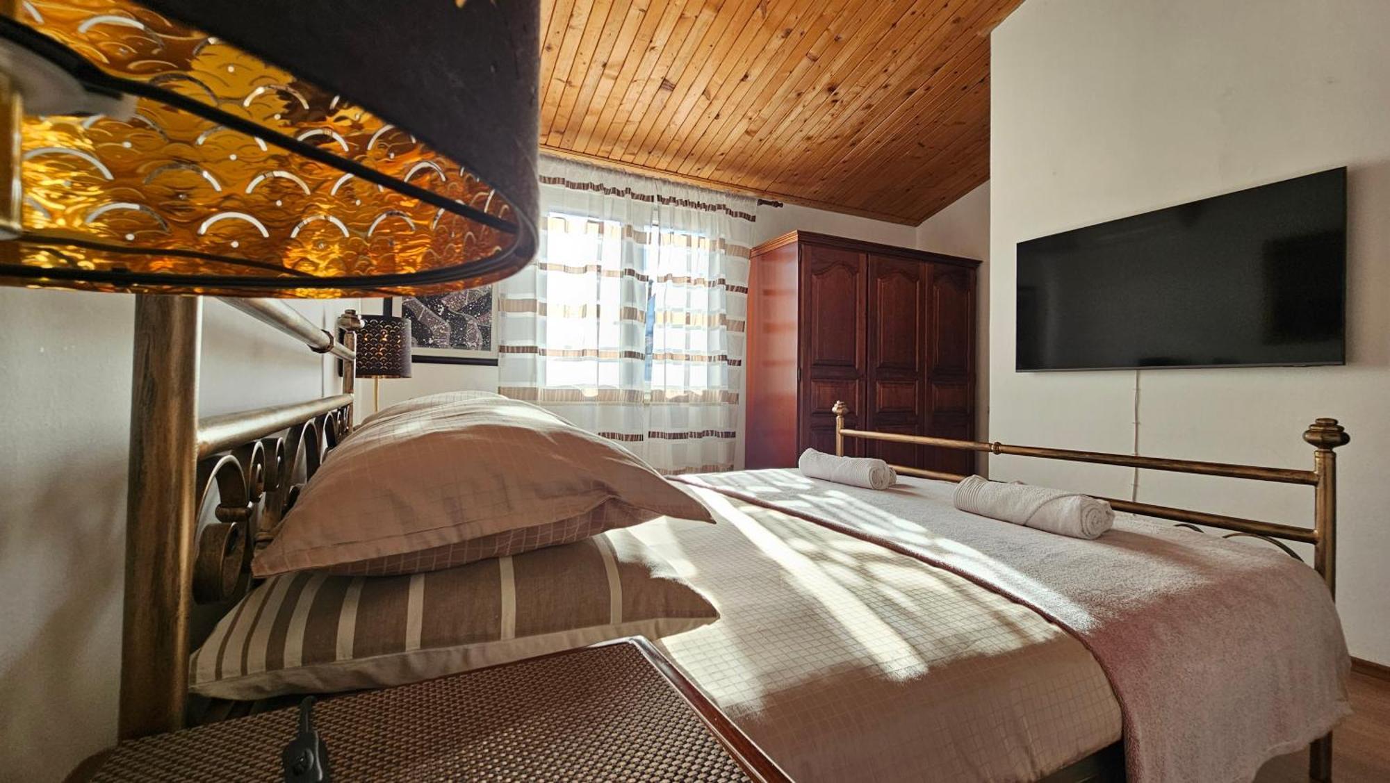 Apartments Mia 2 Ровин Екстериор снимка